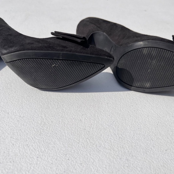 Black heels - Picture 3 of 4